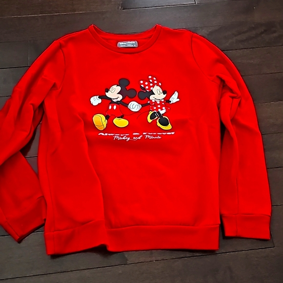 Sweatshirt - Picture 1 of 1